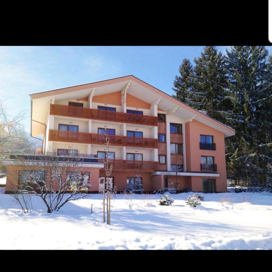 Alpe-Adria Apartments Chanel Top12 Oberaichwald  Bagian luar foto